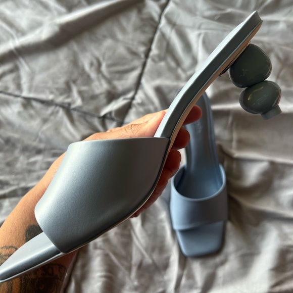 Cult Gaia Gigi mules NWB size 38/7 - Picture 4 of 9